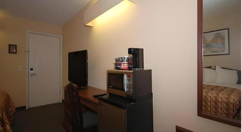 Rodeway Inn Sylacauga Hwy 280 Екстериор снимка
